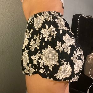 Brandy Melville shorts